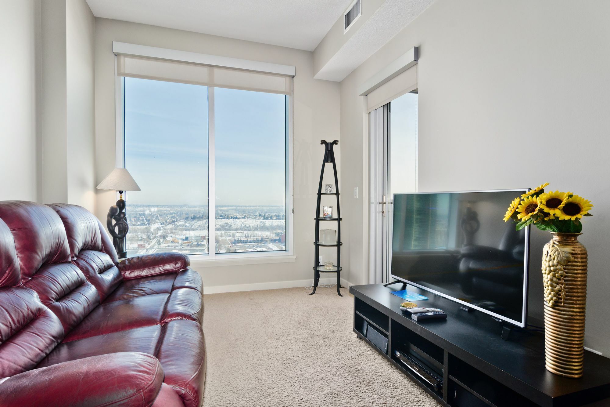 Apartment Digs Alura